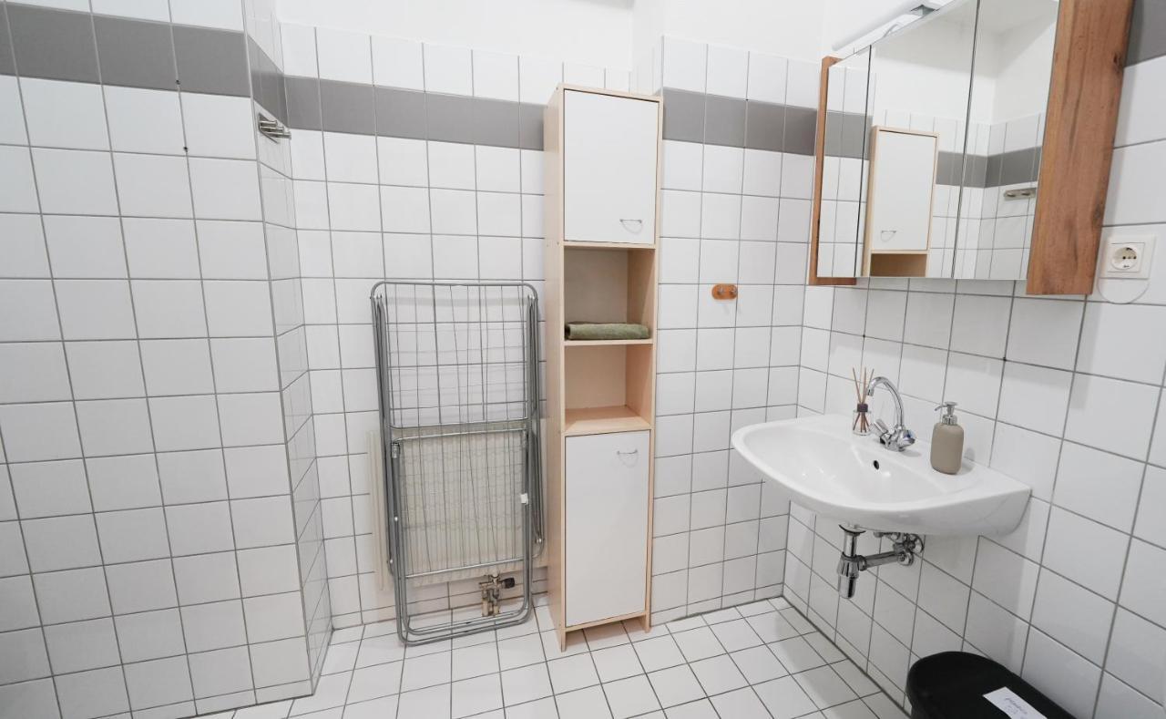 Cozynite Premium Apartment Hernals 1 Вена Экстерьер фото
